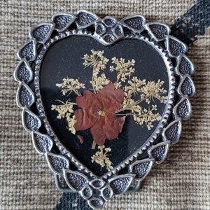 Pretty heart frame with dried flowers home decor